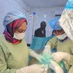 فريق طبي بالقضارف ينجح في استئصال ورم ضخم يزن 40 كيلوجرامًا من سيدة