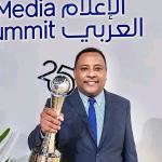 فوز الإعلامي السوداني  ومقدم البرامج الطيب عبدالماجد بجائزة الإعلام العربي لأفضل برنامج اقتصادي في الإعلام المرئي العربي