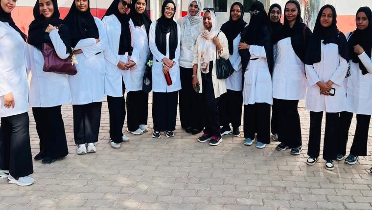 كلية الصيدلة بالجامعة الوطنية تنظم  زيارة علمية لطلابها إلى مصنع وفرة للصناعات الدوائية بمدينة أم درمان  الخرطوم- متابعات