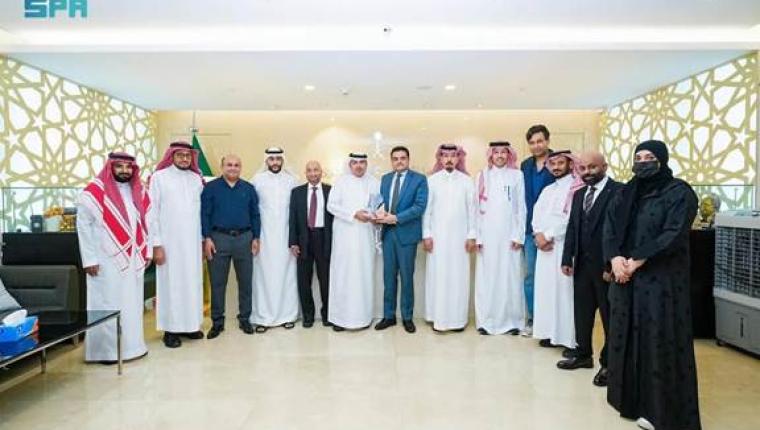 وفد غرفة جازان يزورالصين