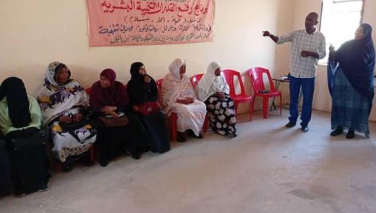 مدير وحدة غرب بربر  ومديره الشباب والرياضه بالوحده يدشنون افتتاح ورشه الكايزن الياباني بالغبش