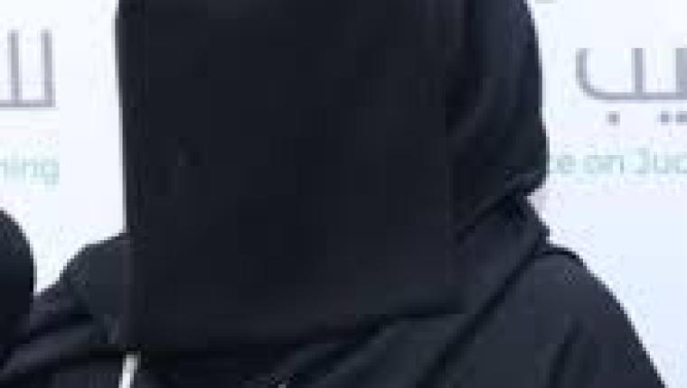 المحامية عهد فهد العطاوي لـ «عكاظ» عقوبات الفساد تعتمد على نوع الجريمة لا على المناصب