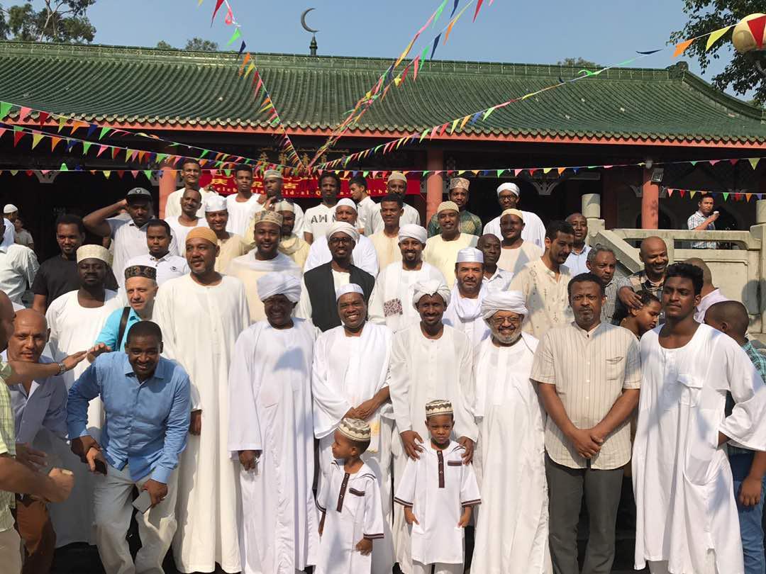 جمعةٌ بطعم الوطن في مسجد أبي وقاص بقوانجو