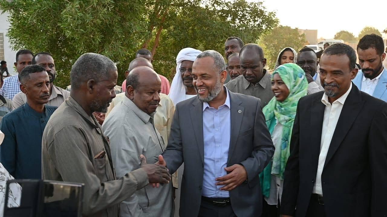 وزير الصحة الاتحادي يفتتح مصنع الأكسجين بمستشفى بربر ويؤكد دعم الخدمات الطبية