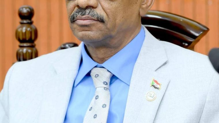 البروفيسور أحمد مضوي موسى أبرز العلماء السودانيين في مجال طب المناطق الحارة والأمراض المعدية