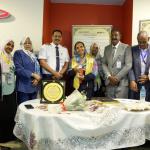 سودانير تكرم أم سلمة المهدي مدير محطة القاهره تقديراً وامتناناً لتعاملها  الراقي في تعزيز قيم الخدمة والاحترافية