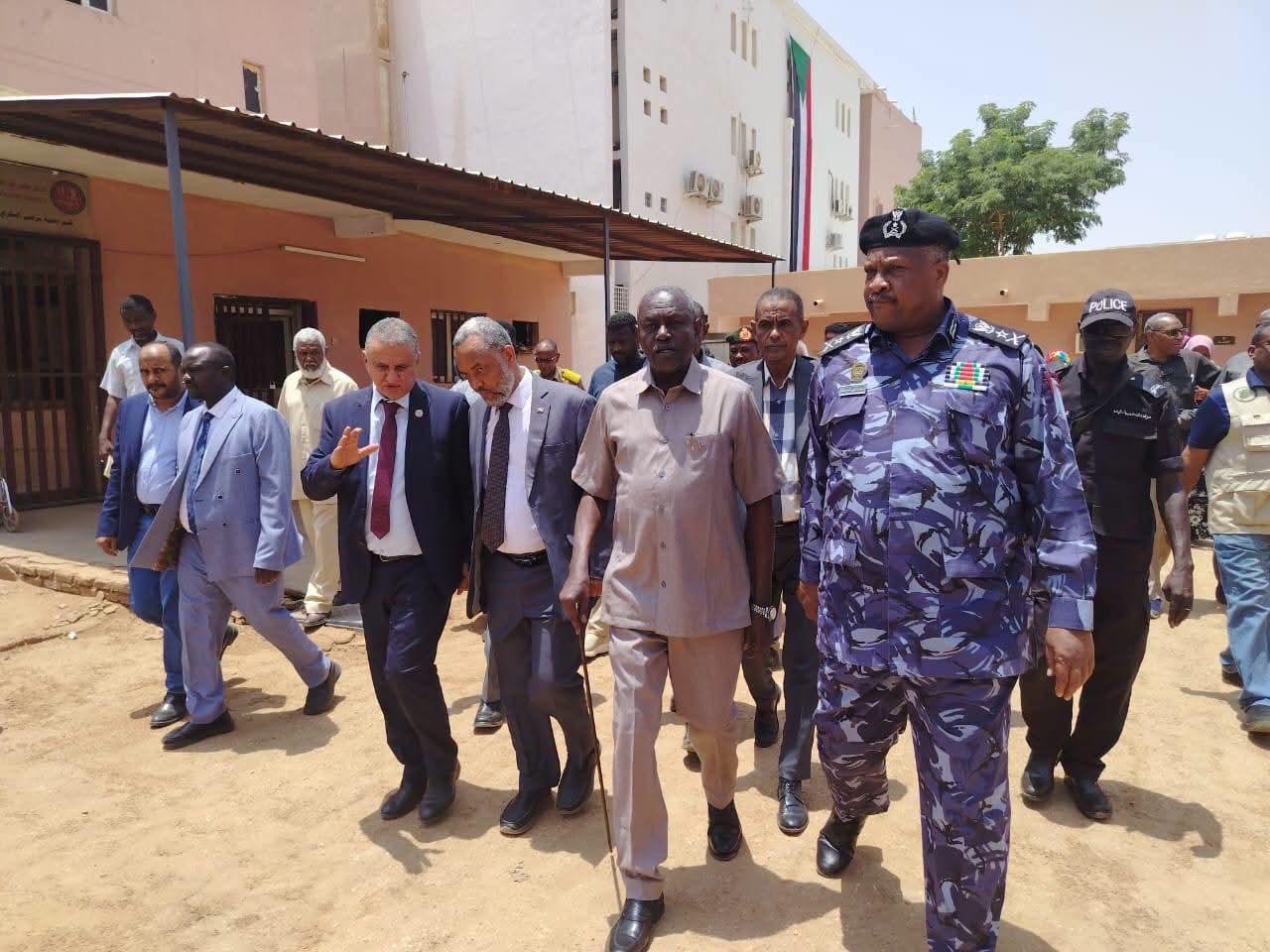 وزير الصحة  و والي الخرطوم يفتتحان مركز جابر ابوالعز للسكري ومركز السودان لسكري الأطفال بعد إعادة تأهيلهما